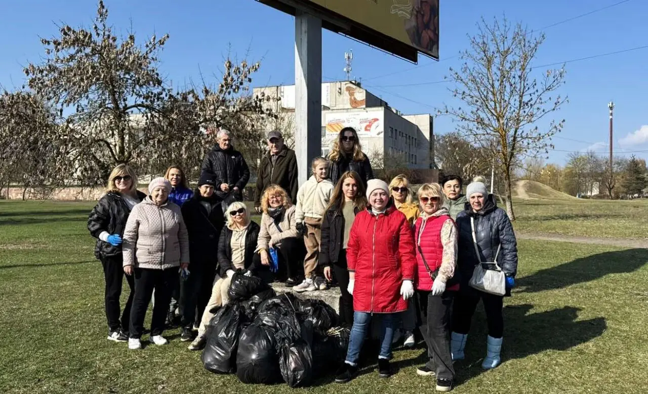 Масштабне весняне прибирання: громада навела лад у місті