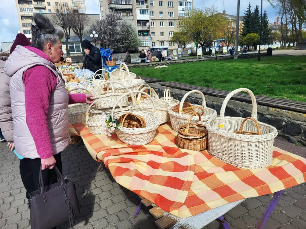 Благодійний ярмарок у Ковелі: традиції та допомога Захисникам