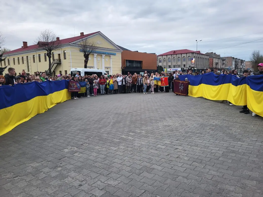 Ковель зустрів Героя: Максим Муха повернувся з полону