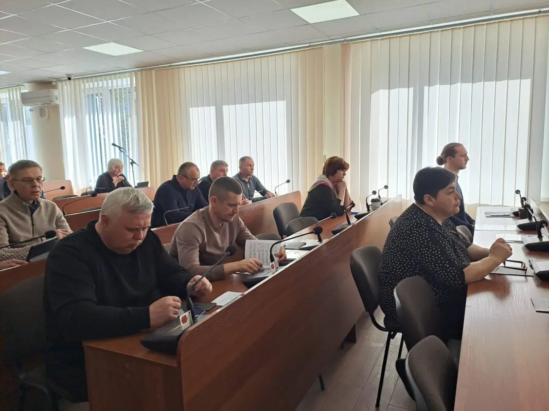Міська рада внесла зміни до бюджету: пріоритети – оборона та освіта