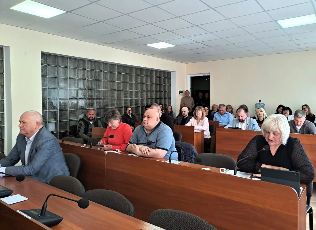 Міська рада внесла зміни до бюджету: пріоритети – оборона та освіта