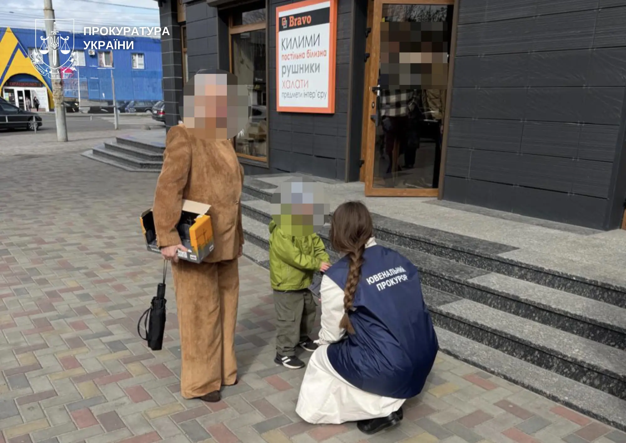 У Луцьку продали 6‑річного сина за 25 000 доларів