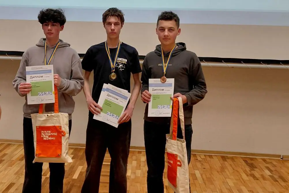 Юні авіамоделісти з Волині здобули призові місця у Києві