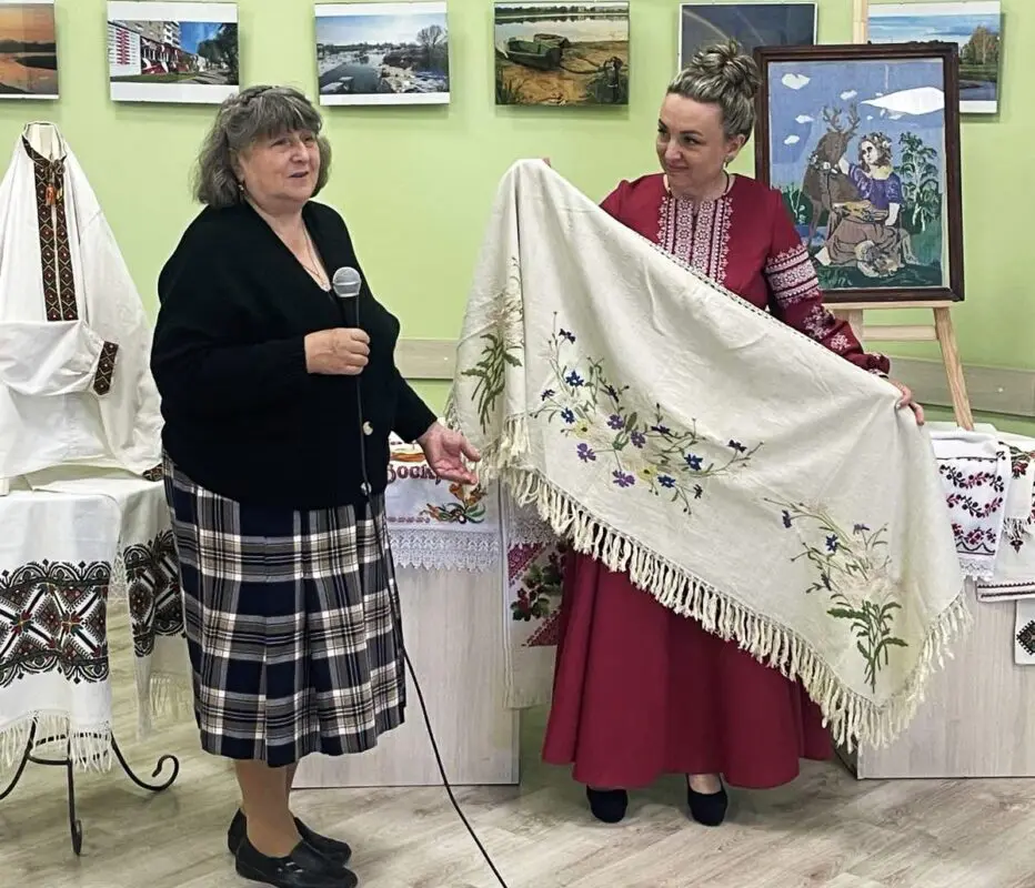 Університет ІІІ віку відзначив День вишиванки та завершення навчального року