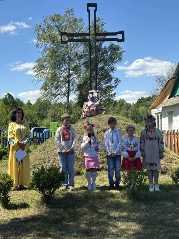 165 років перепоховання Шевченка: Україна вшановує пам'ять Кобзаря