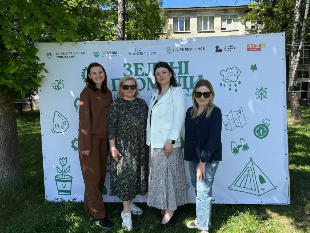«Науковий пікнік» у Ліцеї №1: волинські ВНЗ та МАН занурили учнів у світ відкриттів