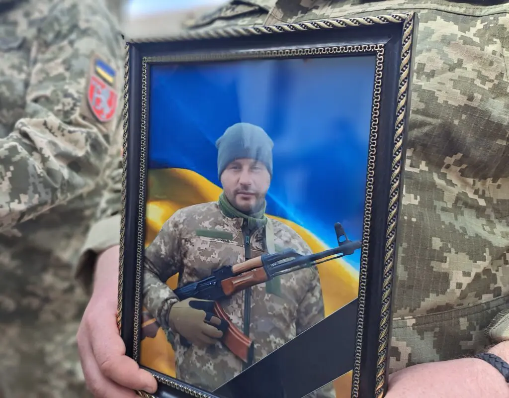 Ковель попрощався з розвідником-сапером Анатолієм Смалем