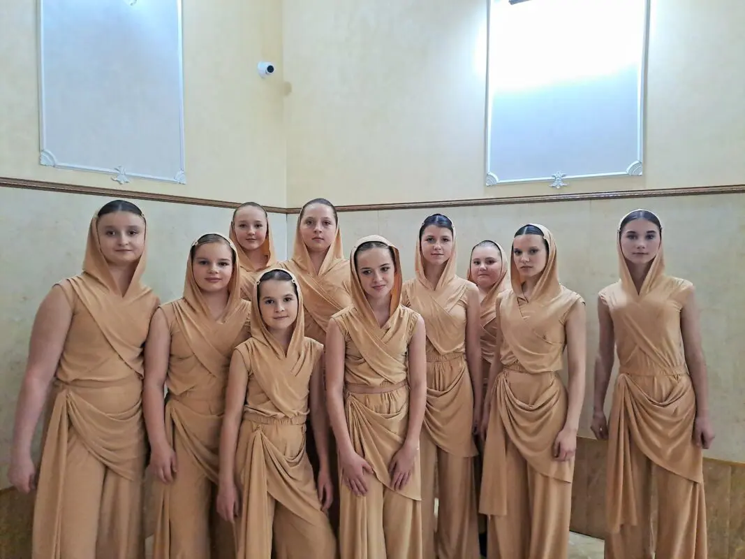 Школа «Dance art» зібрала 50 тисяч гривень для ЗСУ на дебютному концерті
