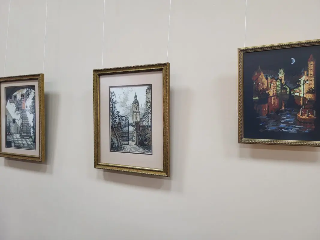 У Галереї мистецтв відкрилася виставка вишивки Ольги Пірожик