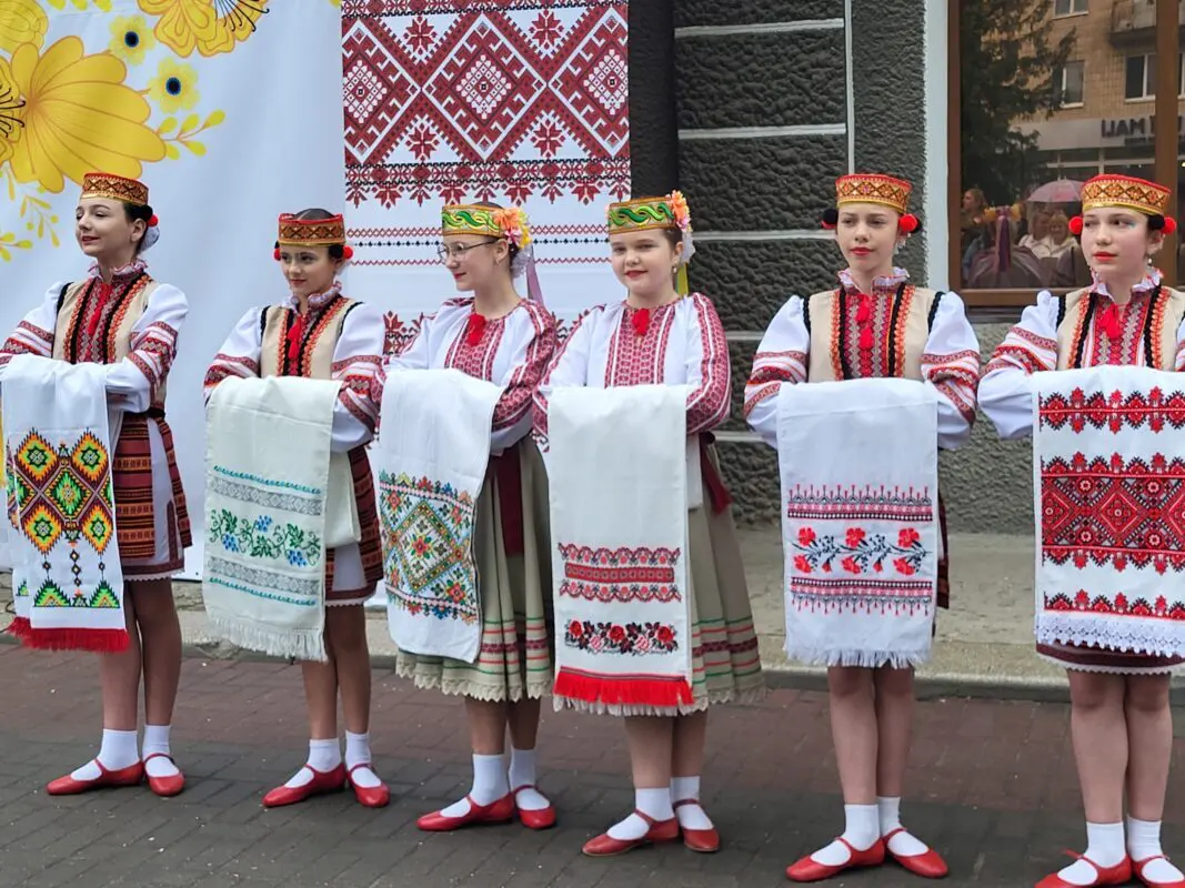 День вишиванки: Ковель відзначив 20-річчя свята єднання
