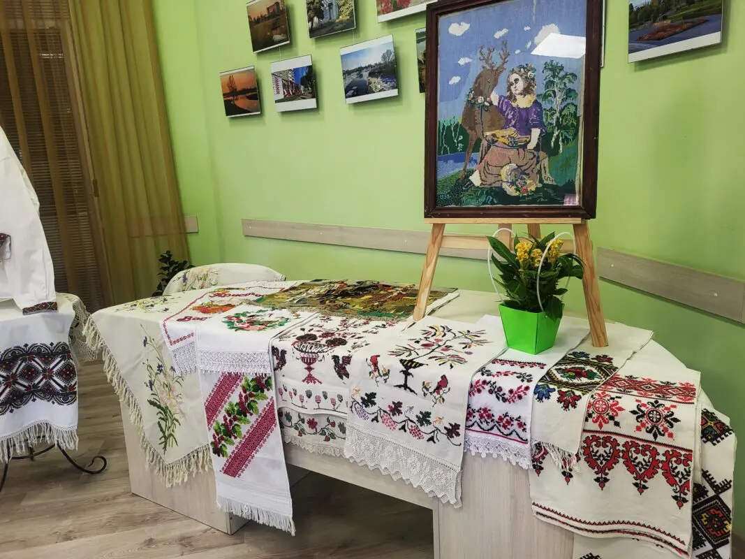Університет ІІІ віку відзначив День вишиванки та завершення навчального року