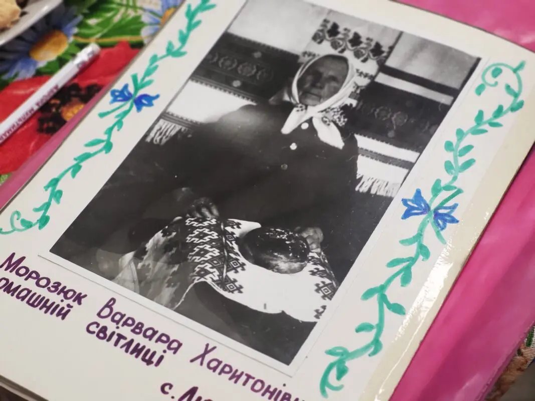 Університет ІІІ віку відзначив День вишиванки та завершення навчального року