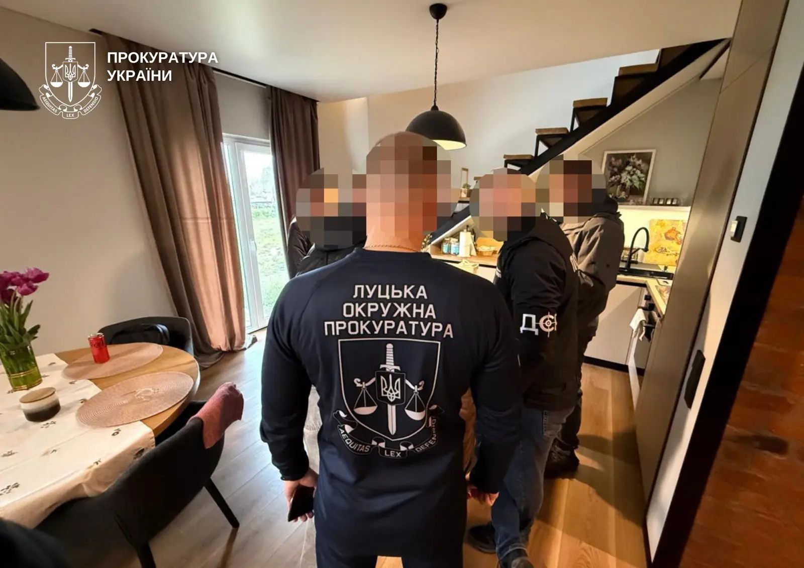 Чиновник Луцької міськради підозрюється у хабарі 30 тисяч доларів