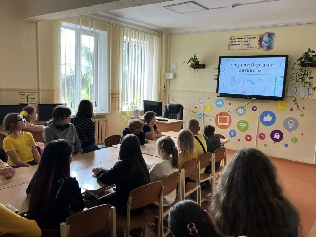 В Україні вшановують пам'ять 707 загиблих дітей: реквієм у Ковелі