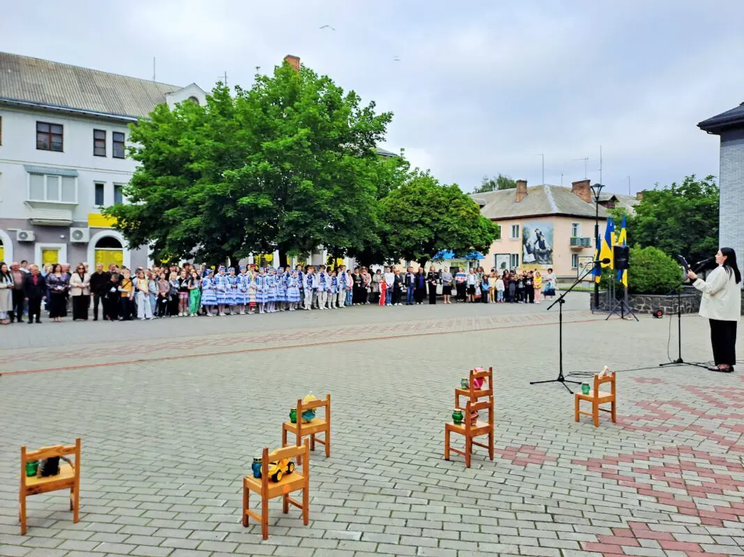 В Україні вшановують пам'ять 707 загиблих дітей: реквієм у Ковелі