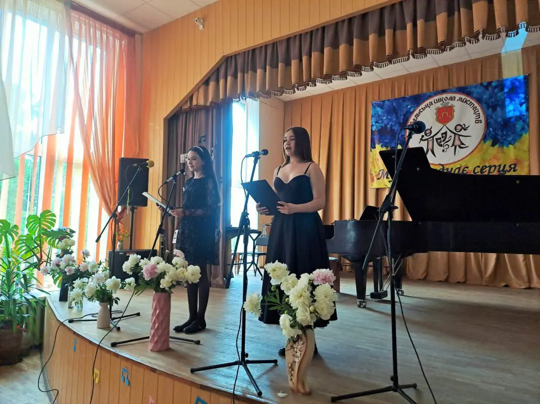 У Ковелі 73 випускники школи мистецтв отримали свідоцтва про освіту