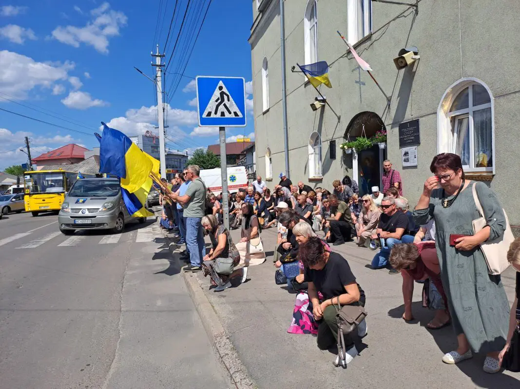 Ковель попрощався з Героєм Валентином Ліпичем, який помер після фронту