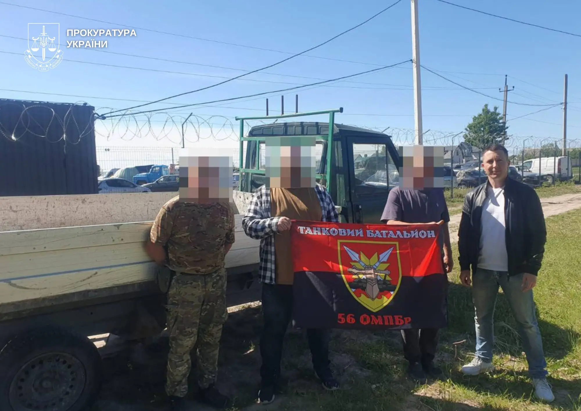 Волинські прокурори передали ЗСУ три автомобілі, вилучені з криміналу