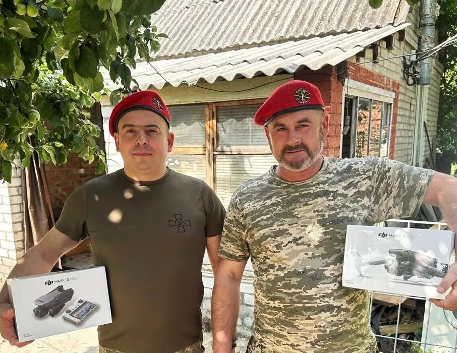 Ковельська громада отримала відзнаку від прикордонників та передала техніку військовим