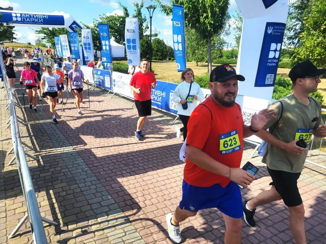«Ковельський забіг» зібрав майже 200 учасників у парку Шевченка