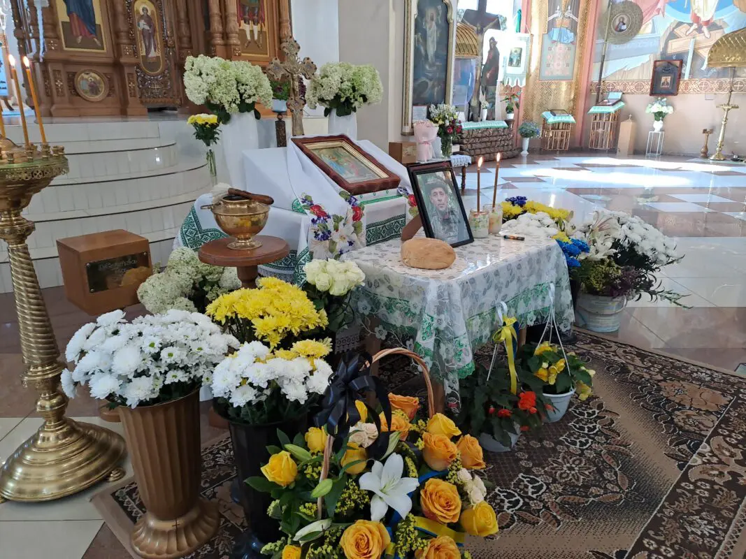 Ковель провів в останню путь Андрія Повха: загинув на Донеччині 20 місяців тому