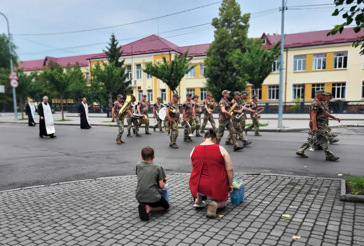 Ковельщина попрощалася з воїном Віталієм Мартинюком, який загинув на Харківщині
