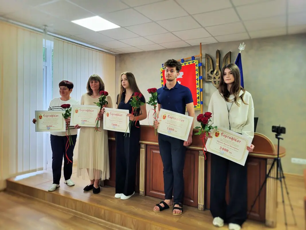 Ковель відзначив кращих випускників НМТ та їхніх вчителів