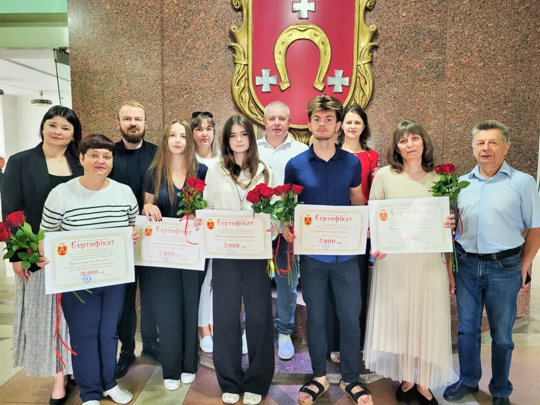 Ковель відзначив кращих випускників НМТ та їхніх вчителів