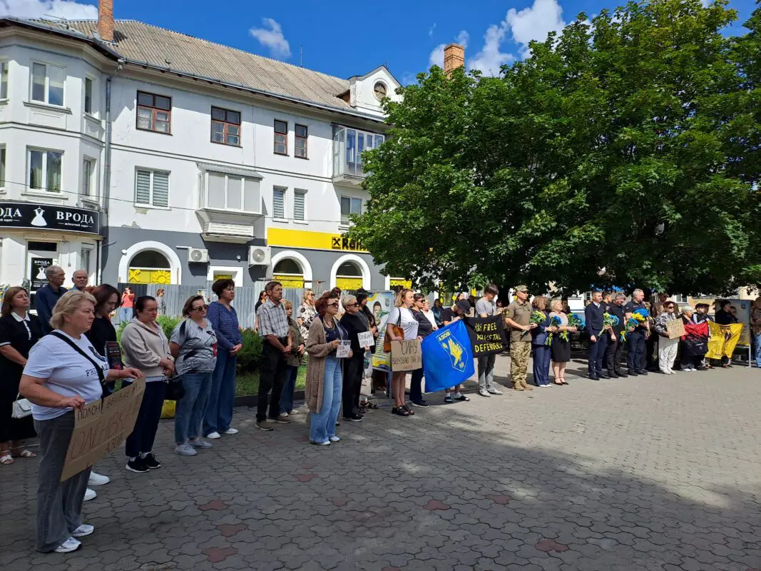 Ковель вшанував загиблих у російському полоні: згадали Оленівку та земляків
