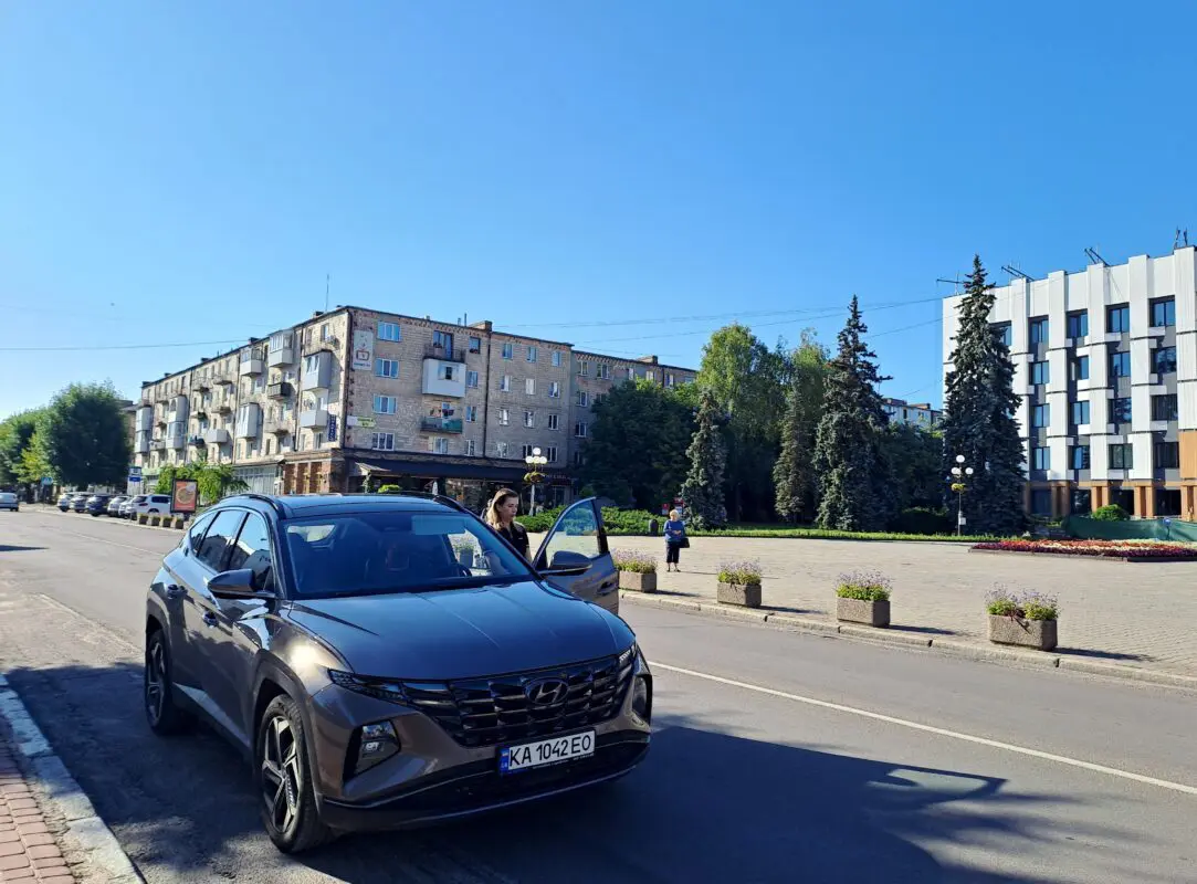 Ковель вшанував пам'ять жертв Оленівки та полону РФ: 4 роки трагедії