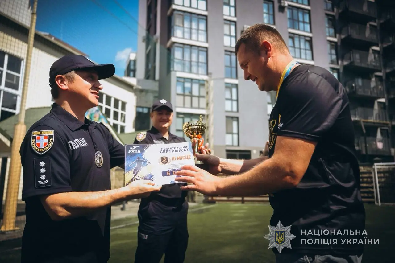 Волинські поліцейські провели чемпіонат з мініфутболу: Ковельське РУП – у трійці призерів