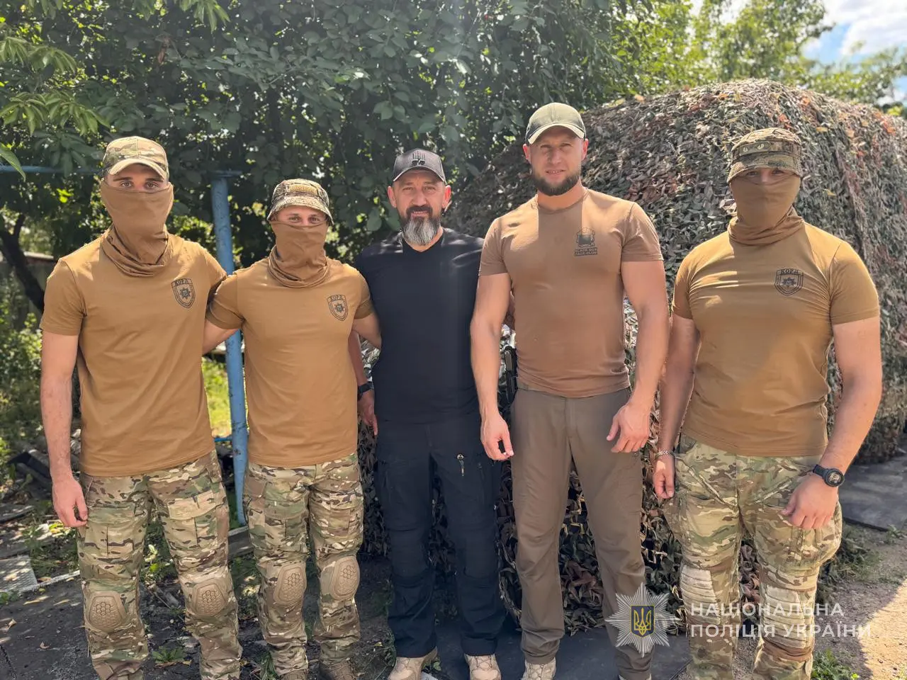 Начальник поліції Волині привітав бійців на одному з донецьких напрямків
