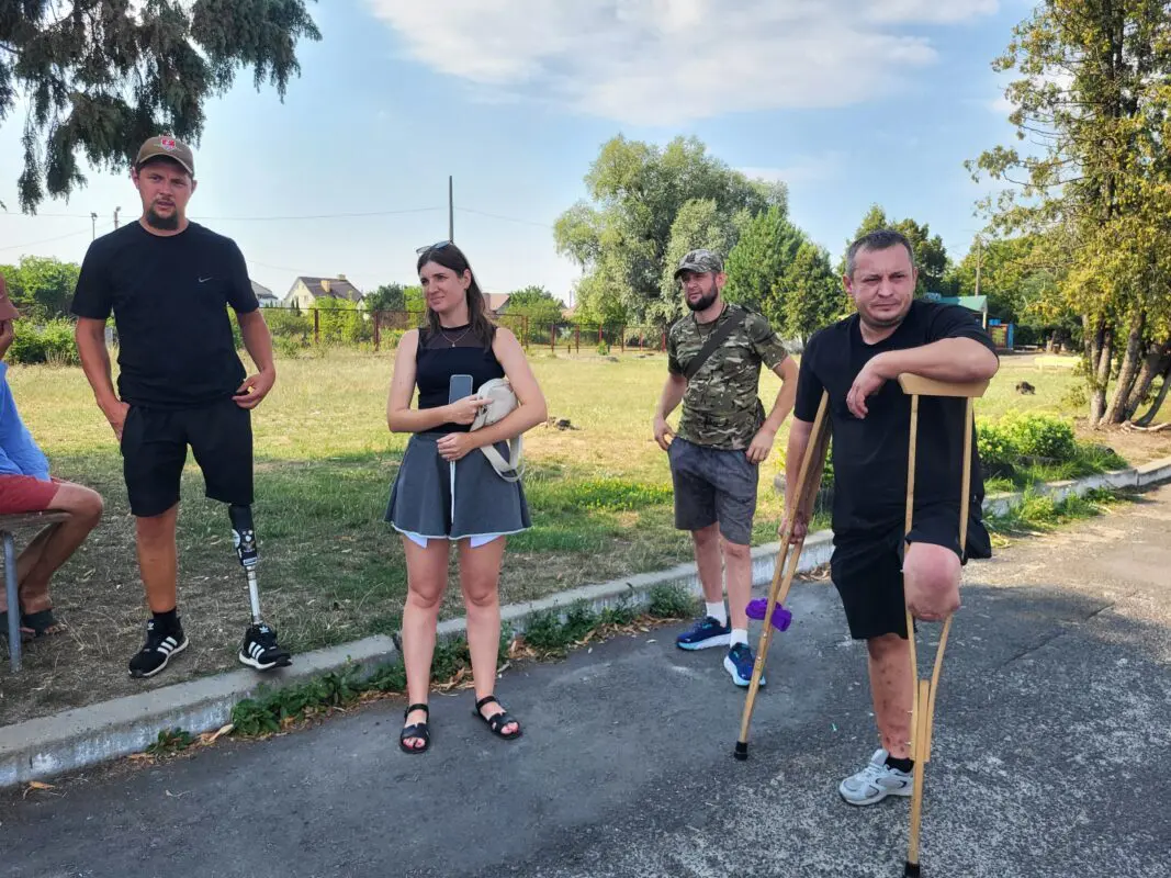 Ковельські ветерани вперше опанували парадрагон з чемпіоном світу Дмитром Назаруком