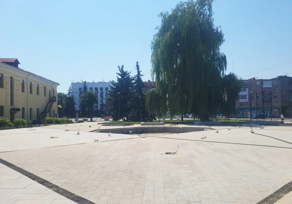У Ковелі оновлюють парк імені Лесі Українки: що вже зроблено та які плани