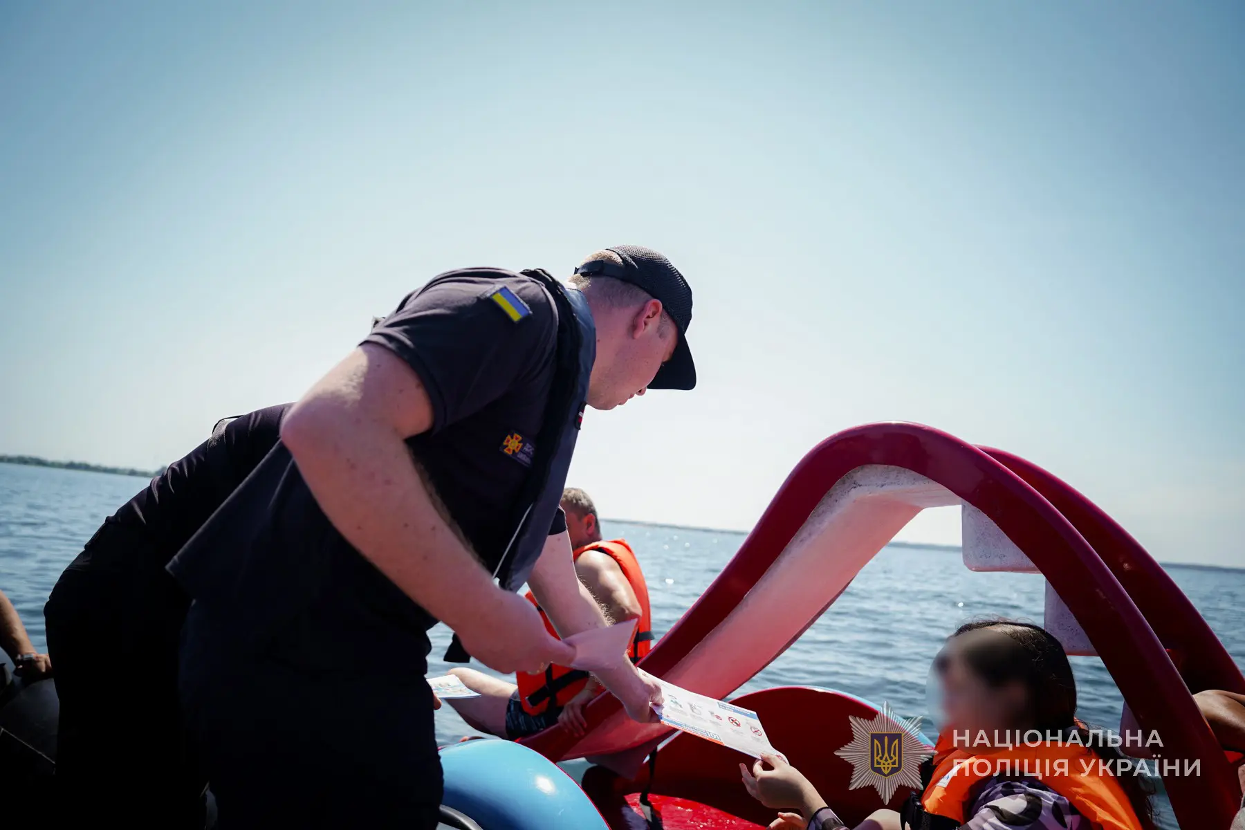 Водна поліція Ковельського району патрулює Світязь: що бачить та фіксує