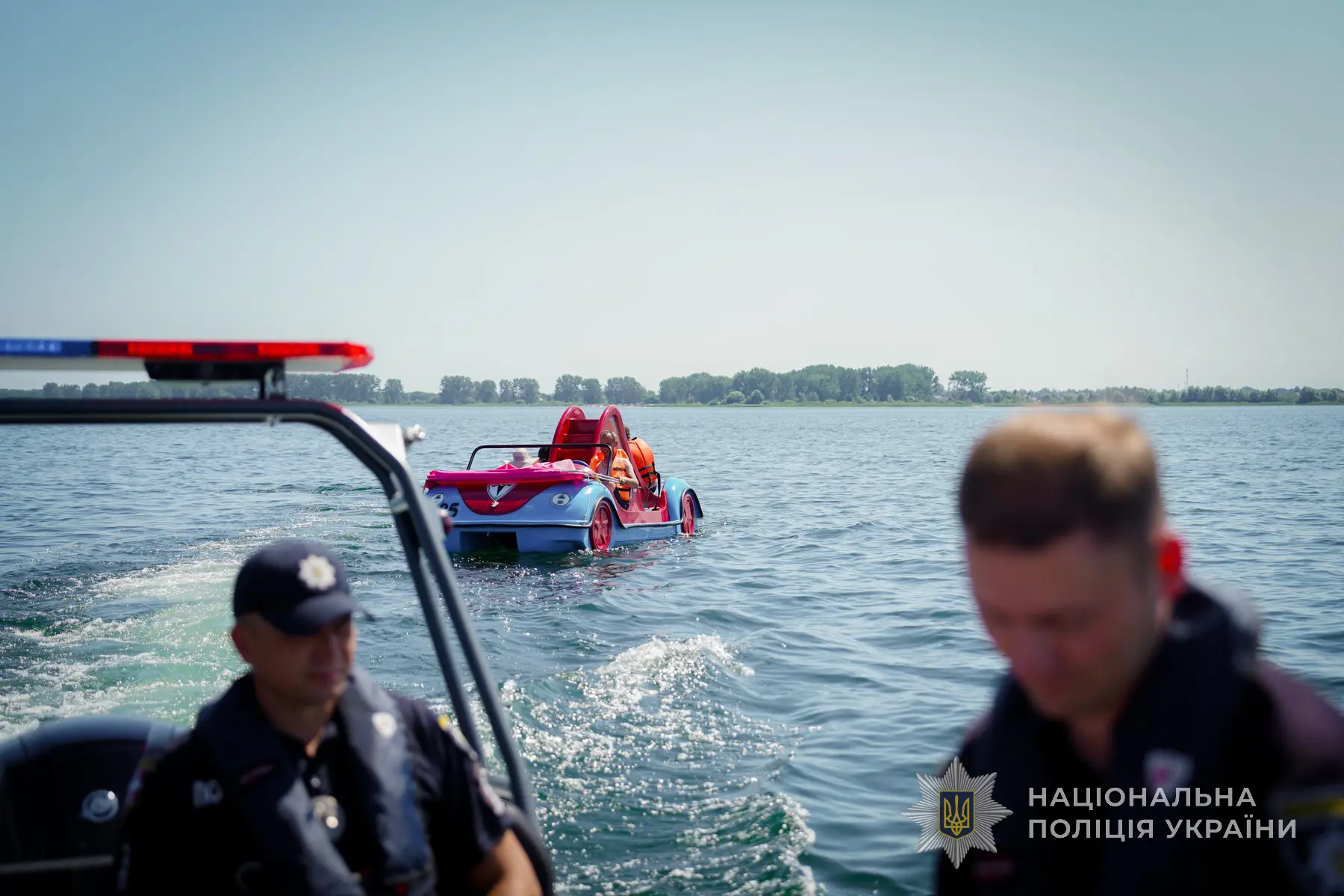 Водна поліція Ковельського району патрулює Світязь: що бачить та фіксує