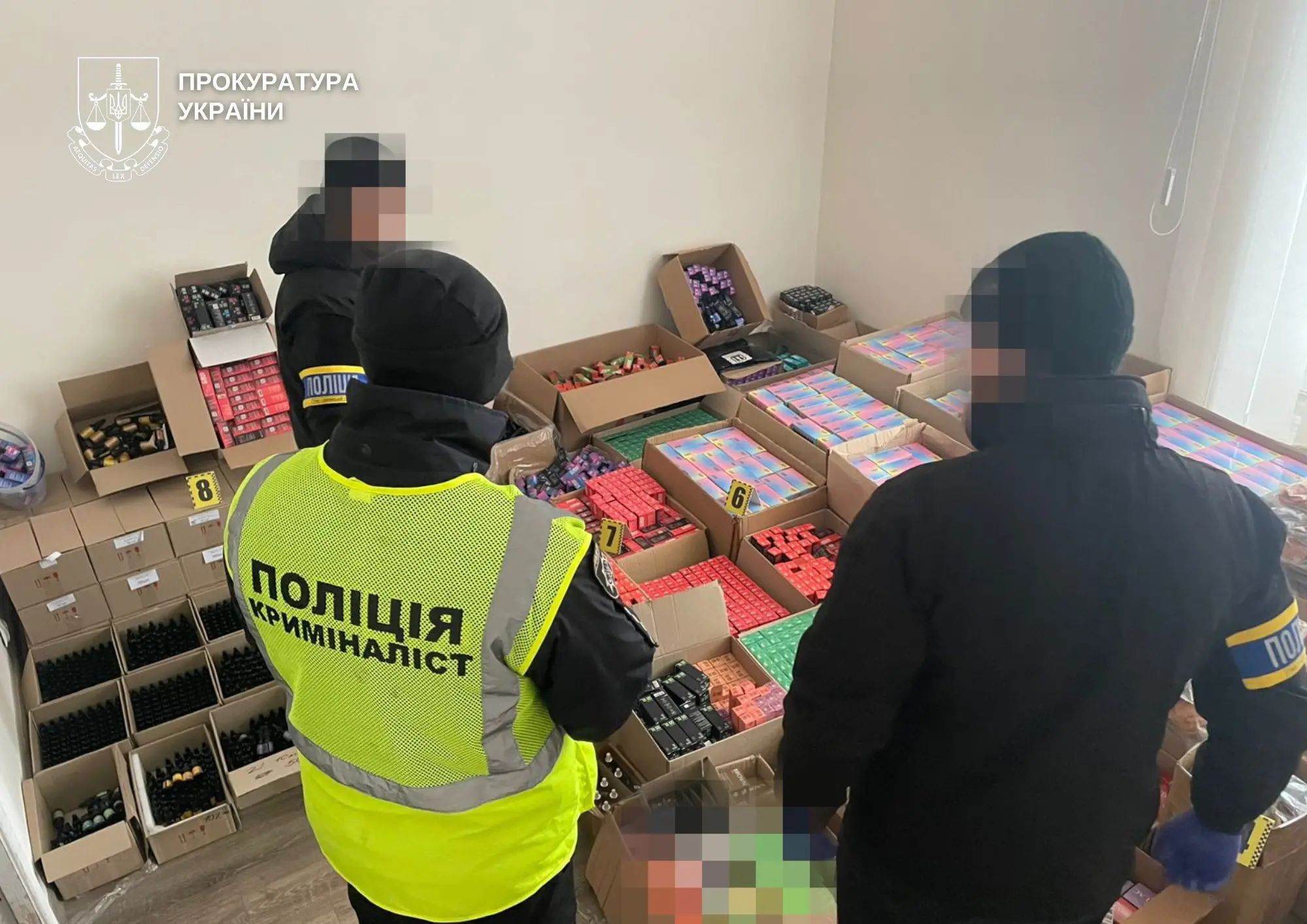 На Волині до суду направили справу про виробництво «дієтичних добавок» із канабісом