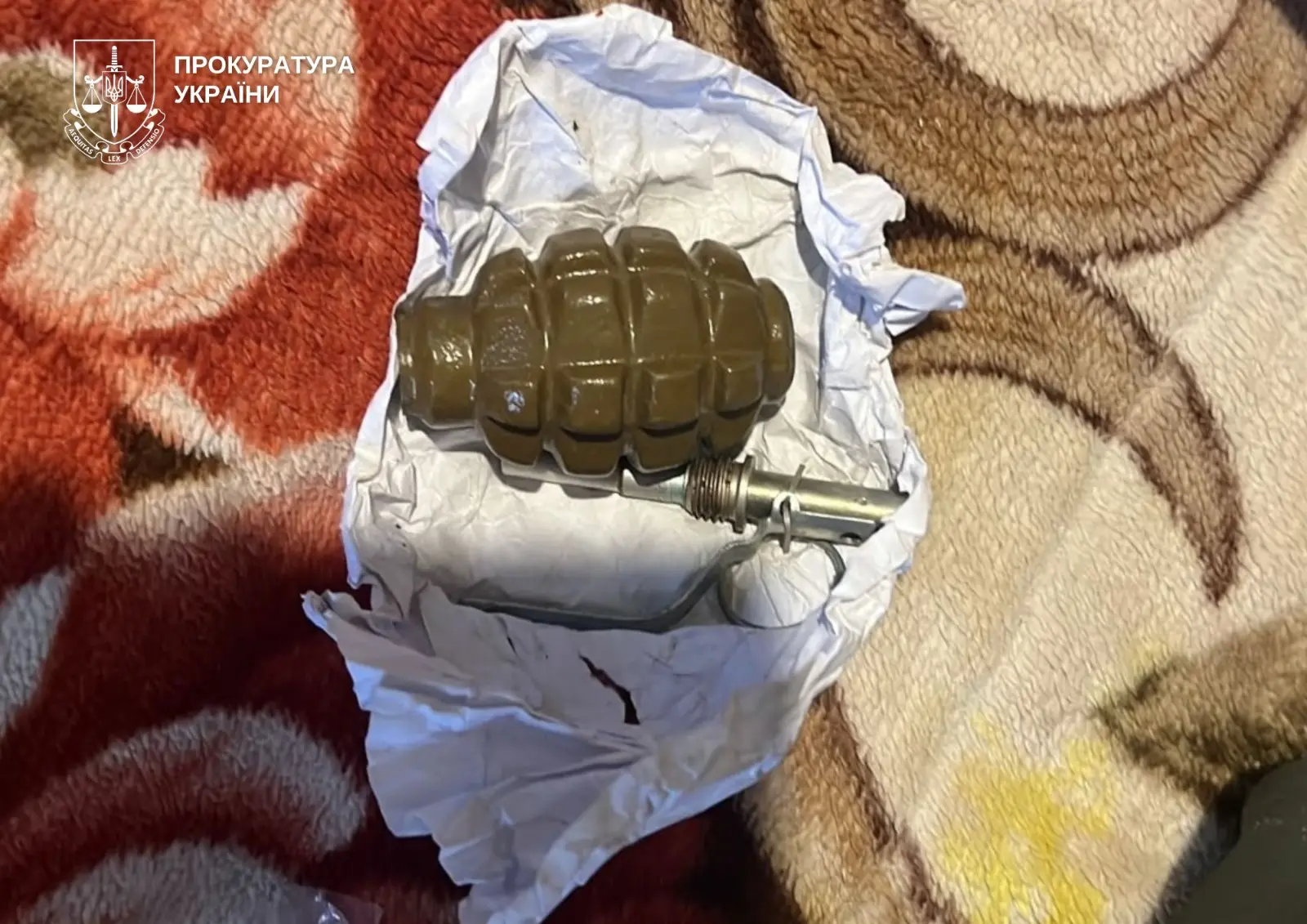 Жителя села Волиця Ковельського району затримали за збут канабісу та гранату