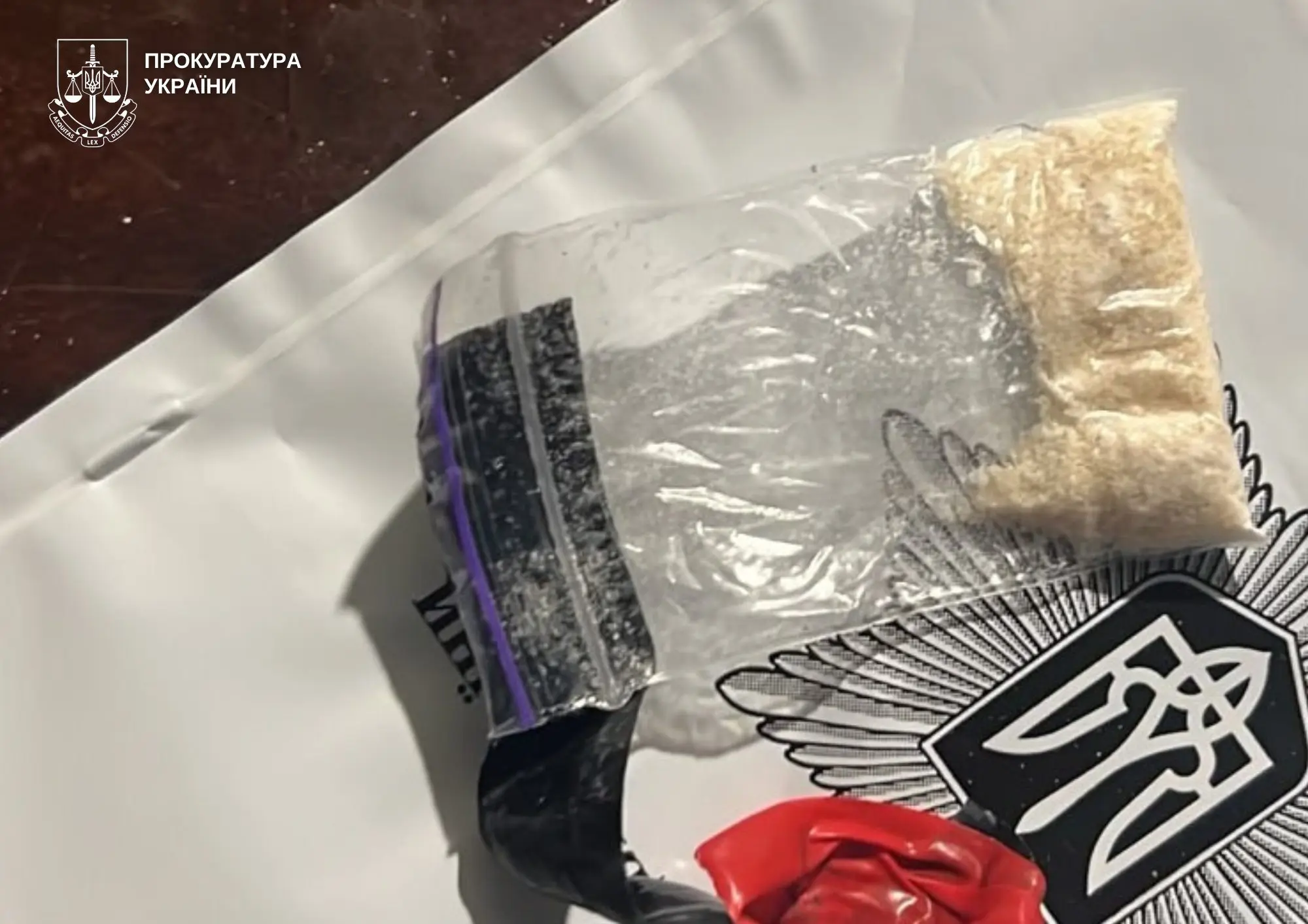 Жителя села Волиця Ковельського району затримали за збут канабісу та гранату