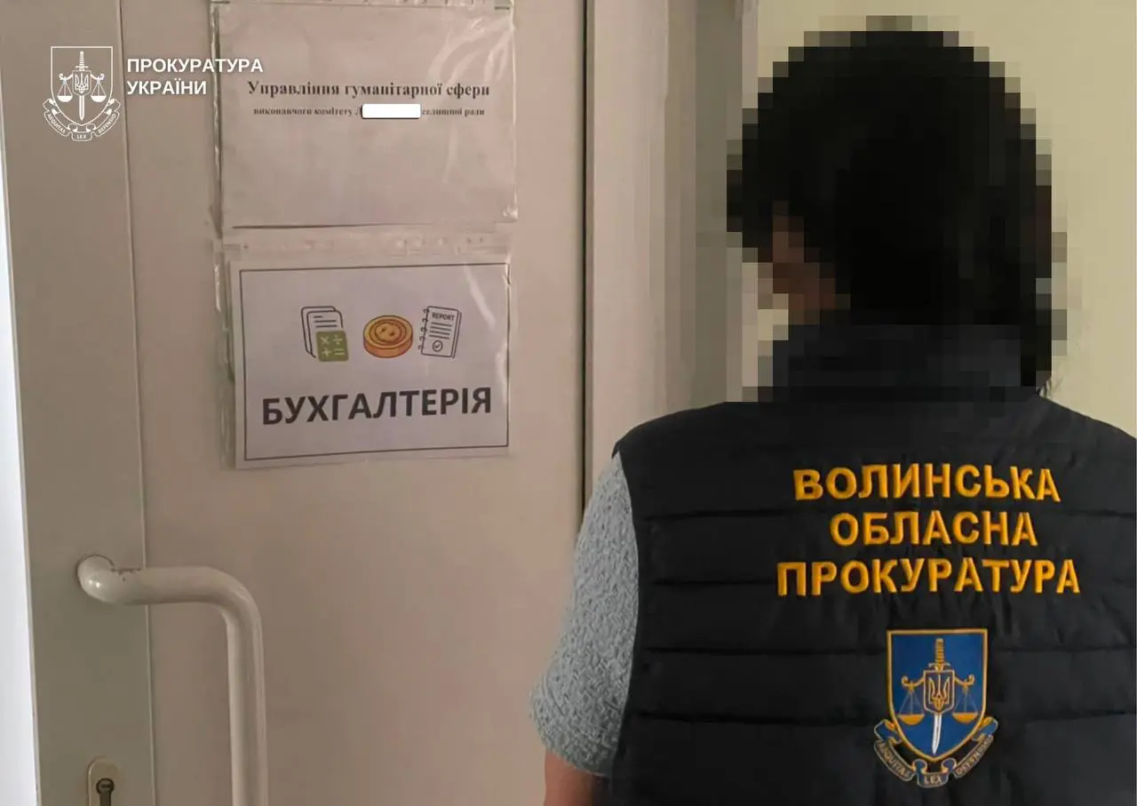 Посадовця селищної ради Ковельського району судять за недбалість на майже мільйон гривень